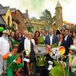 Eröffnung: Europa-Park Inhaber Familie Mack eröffnet zusammen mit Michael Patrick Kelly „Irland – Welt der Kinder“. Bild: Europa-Park
