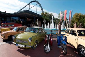Trabi-Parade zum Tag der deutschen Einheit. Bild: Europa-Park